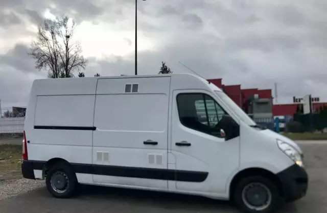 RENAULT Master 