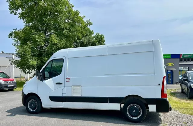 RENAULT Master 