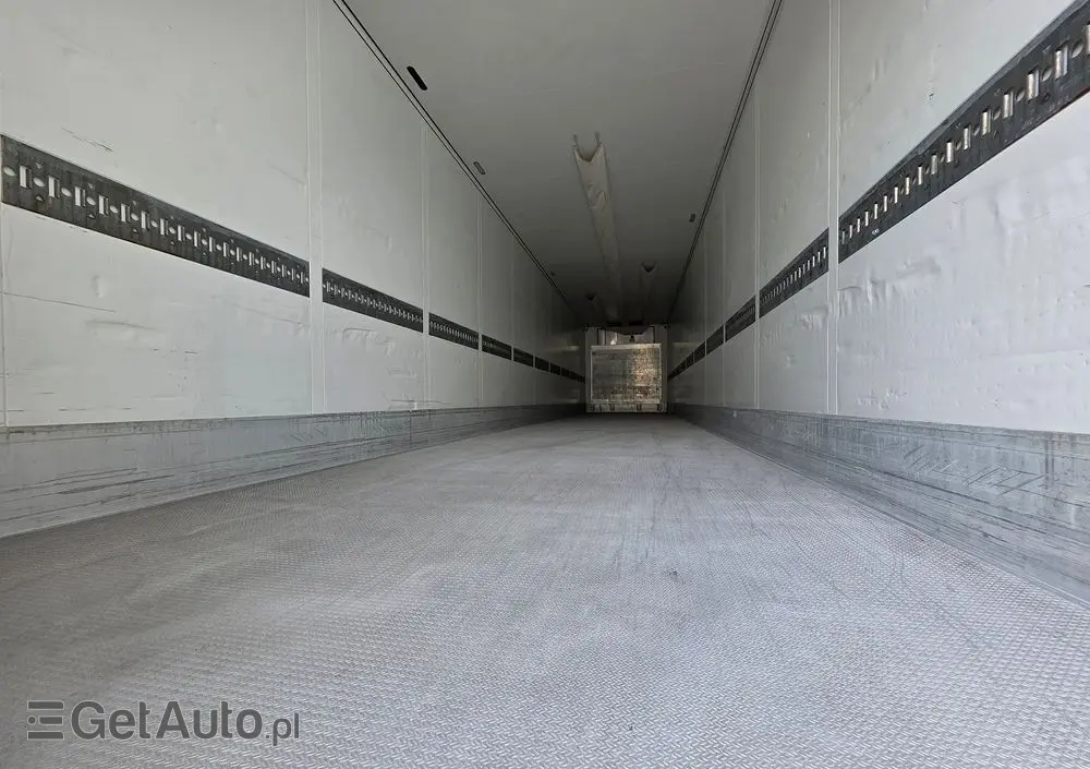 SCHMITZ CARGOBULL CHŁODNIA THERMO KING  / ŚCIANA 7 CM / 