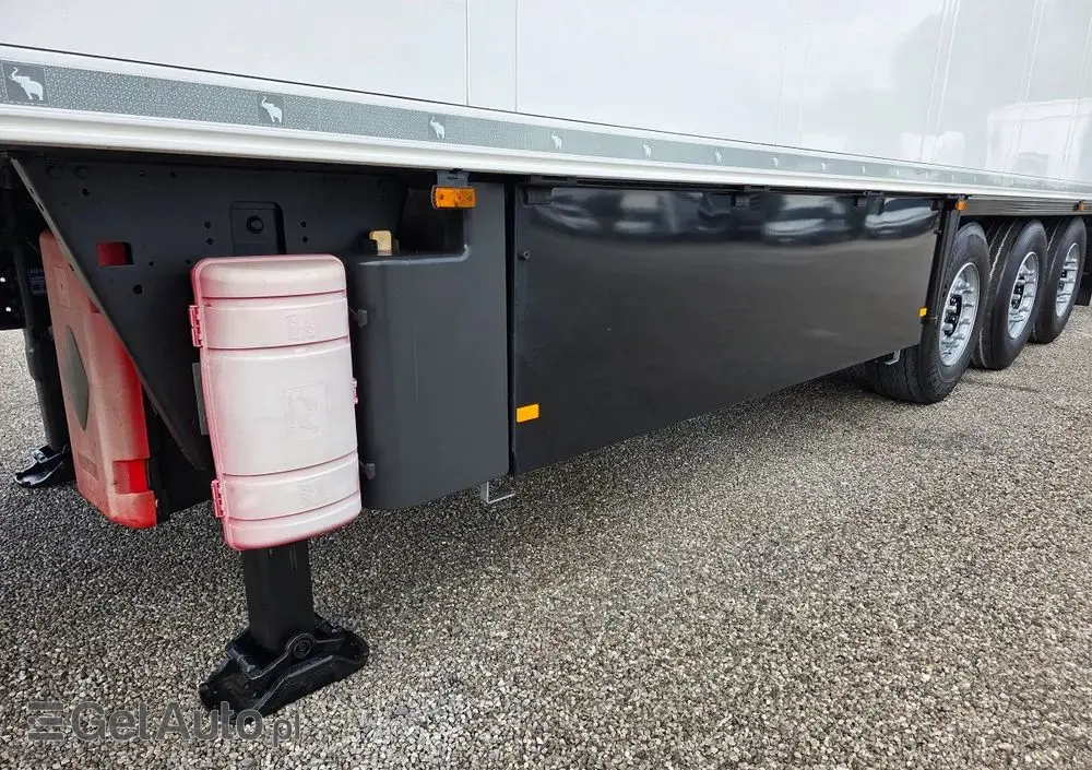 SCHMITZ CARGOBULL CHŁODNIA THERMO KING  / ŚCIANA 7 CM / 