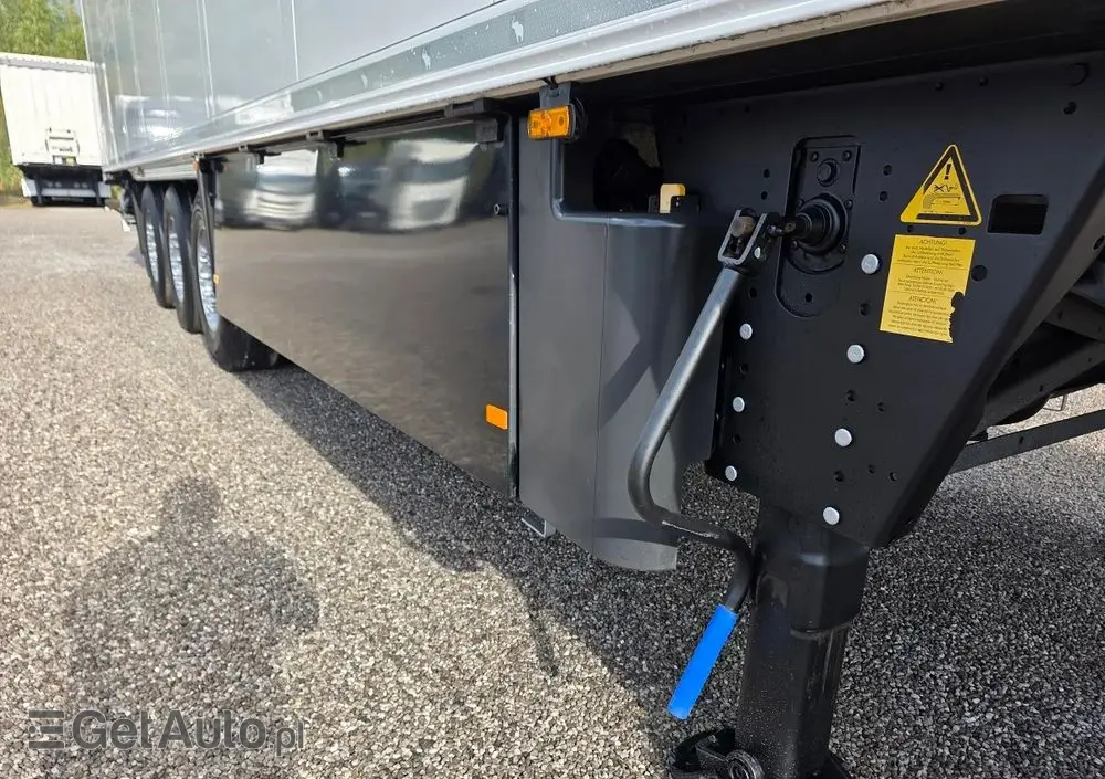 SCHMITZ CARGOBULL CHŁODNIA THERMO KING  / ŚCIANA 7 CM / 