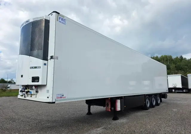 SCHMITZ CARGOBULL CHŁODNIA THERMO KING  / ŚCIANA 7 CM / 