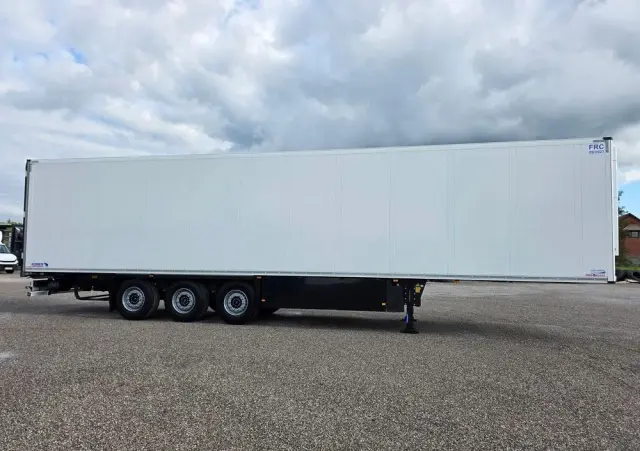 SCHMITZ CARGOBULL CHŁODNIA THERMO KING  / ŚCIANA 7 CM / 