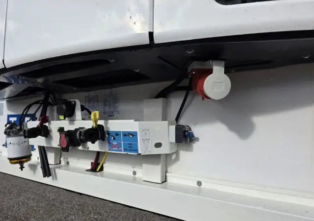 SCHMITZ CARGOBULL CHŁODNIA THERMO KING  / ŚCIANA 7 CM / 