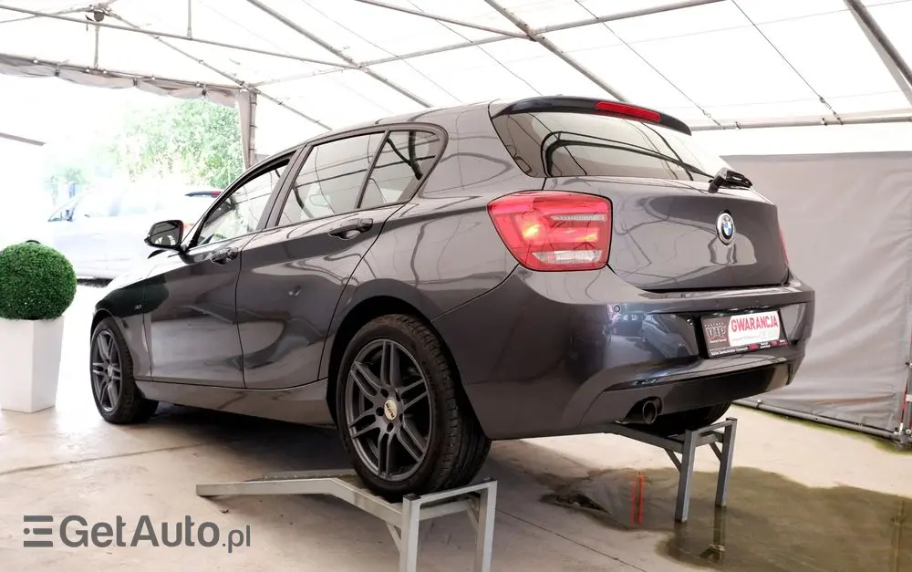 BMW Seria 1 116d Sport Line