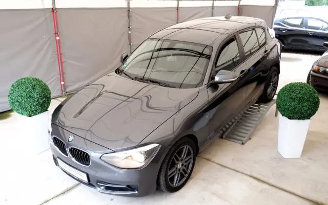 BMW Seria 1 116d Sport Line