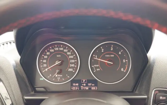 BMW Seria 1 116d Sport Line