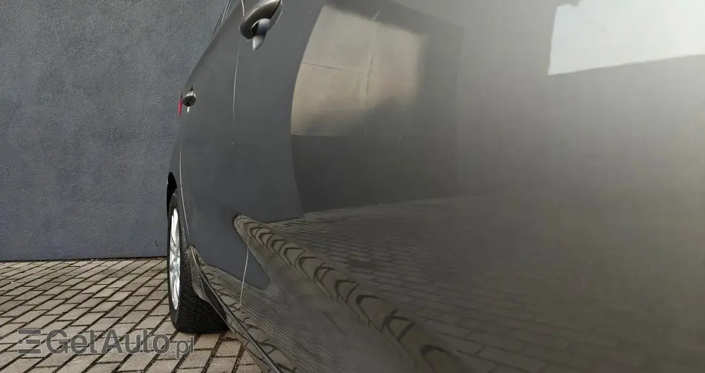 KIA Carens 1.6 GDI ISG Vision