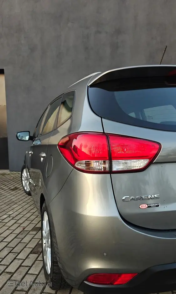 KIA Carens 1.6 GDI ISG Vision