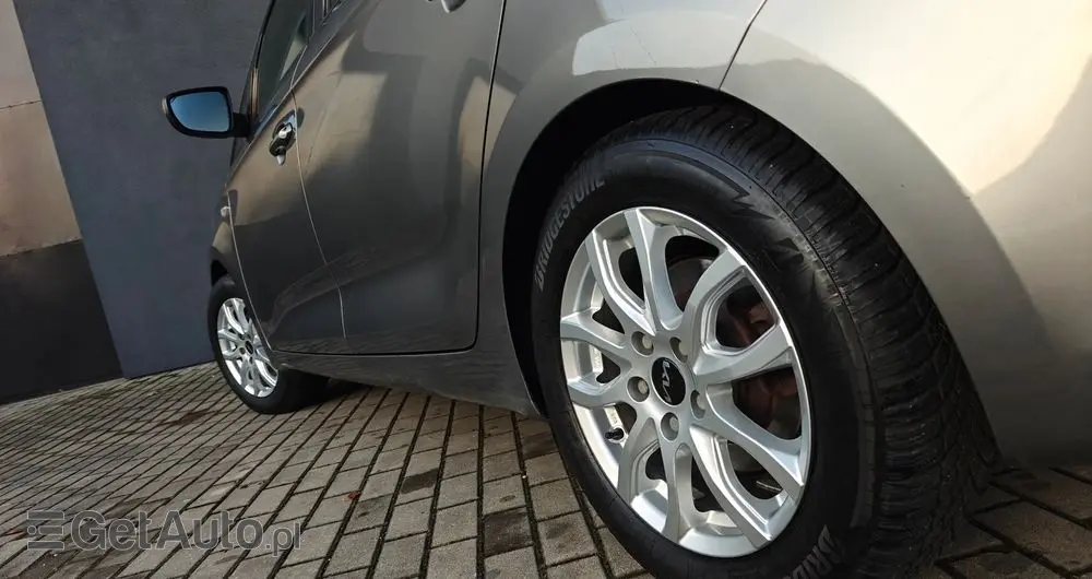 KIA Carens 1.6 GDI ISG Vision