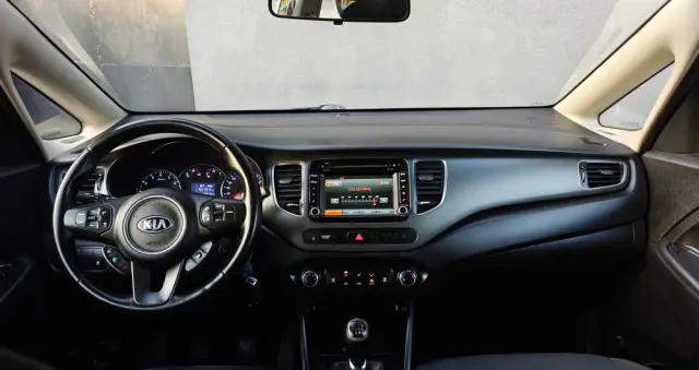 KIA Carens 1.6 GDI ISG Vision