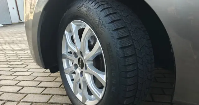 KIA Carens 1.6 GDI ISG Vision