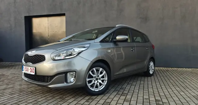 KIA Carens 1.6 GDI ISG Vision