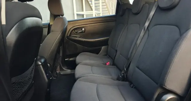 KIA Carens 1.6 GDI ISG Vision