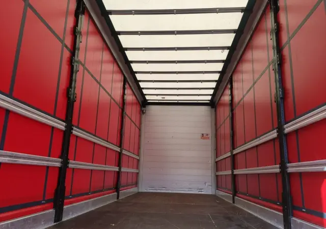 RENAULT D12.240 E6 Firana Tył Drzwi  Dach Zsuwany Długa 830cm 