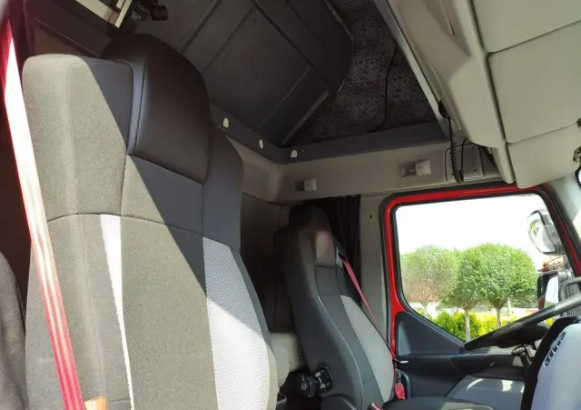 RENAULT D12.240 E6 Firana Tył Drzwi  Dach Zsuwany Długa 830cm 