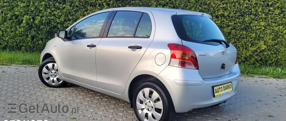 TOYOTA Yaris 1.33 Luna