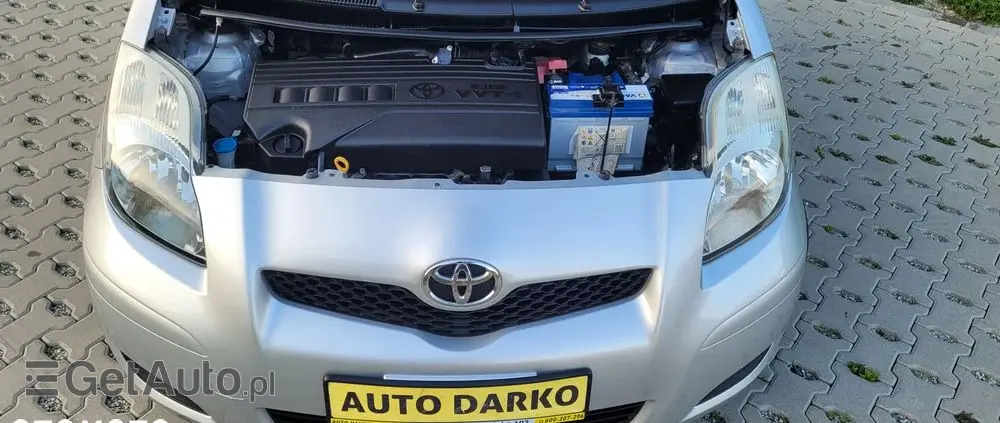 TOYOTA Yaris 1.33 Luna