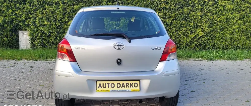 TOYOTA Yaris 1.33 Luna