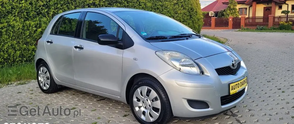 TOYOTA Yaris 1.33 Luna