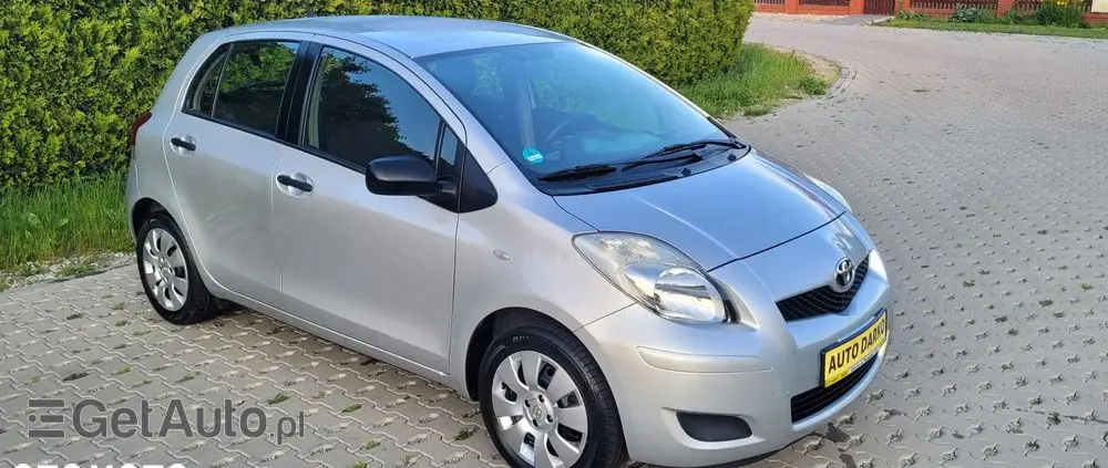 TOYOTA Yaris 1.33 Luna