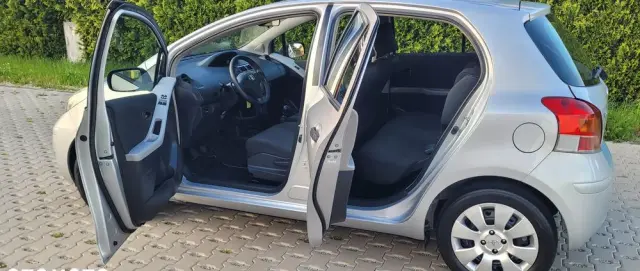 TOYOTA Yaris 1.33 Luna