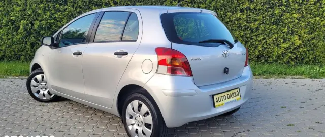 TOYOTA Yaris 1.33 Luna