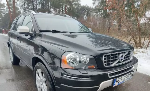 VOLVO XC90 