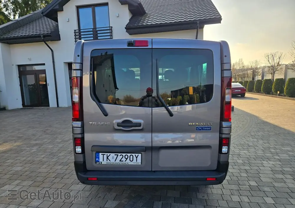 RENAULT Trafic Grand SpaceClass 2.0 dCi EDC