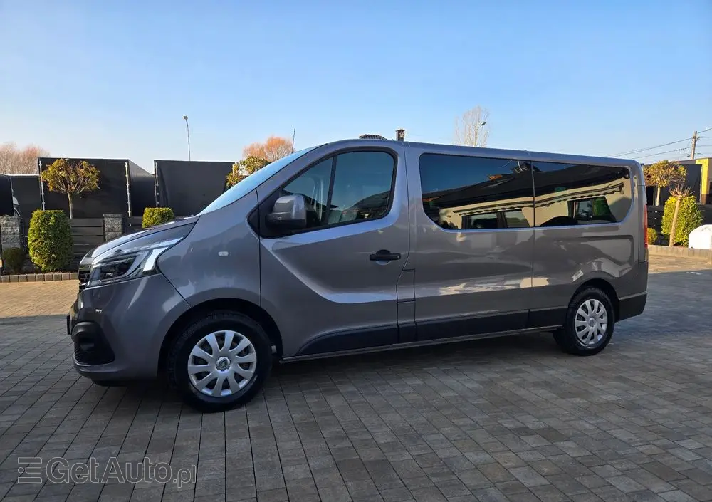 RENAULT Trafic Grand SpaceClass 2.0 dCi EDC