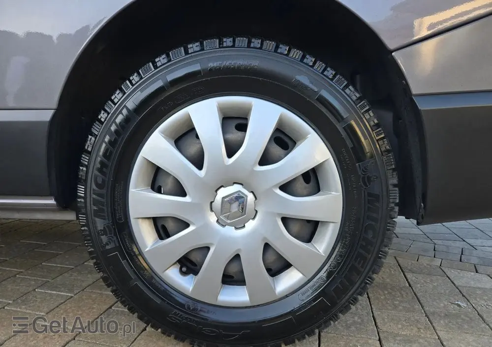 RENAULT Trafic Grand SpaceClass 2.0 dCi EDC