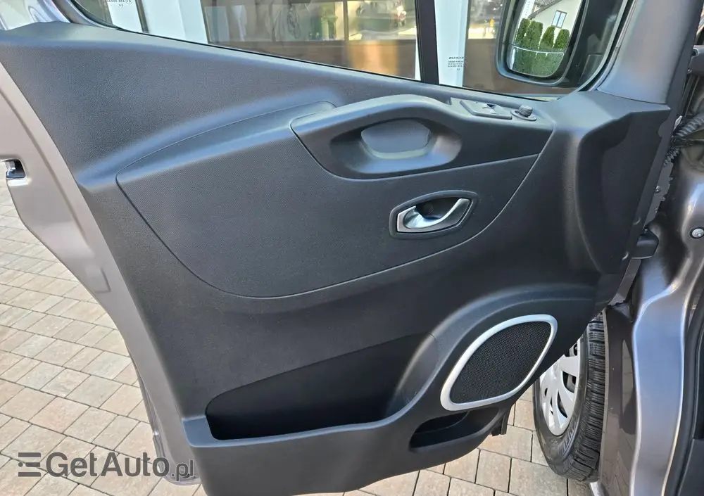 RENAULT Trafic Grand SpaceClass 2.0 dCi EDC