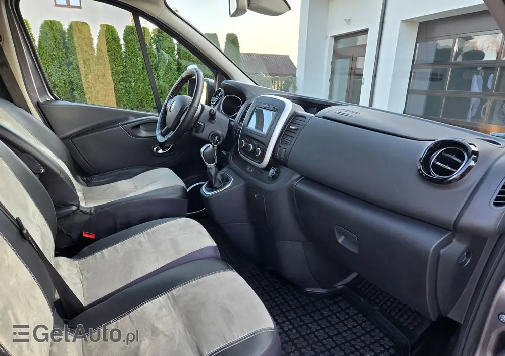 RENAULT Trafic Grand SpaceClass 2.0 dCi EDC