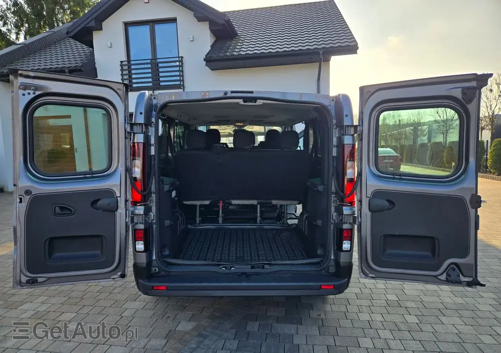 RENAULT Trafic Grand SpaceClass 2.0 dCi EDC