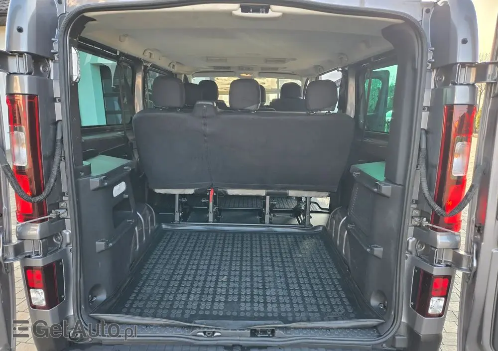 RENAULT Trafic Grand SpaceClass 2.0 dCi EDC