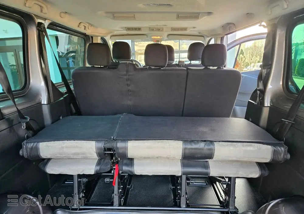 RENAULT Trafic Grand SpaceClass 2.0 dCi EDC