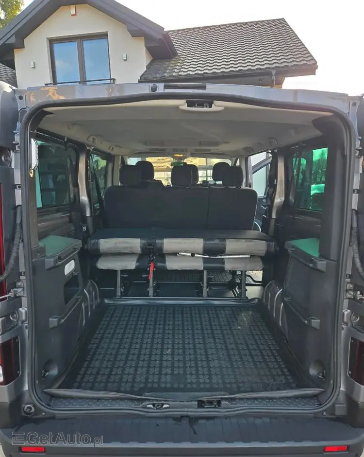 RENAULT Trafic Grand SpaceClass 2.0 dCi EDC