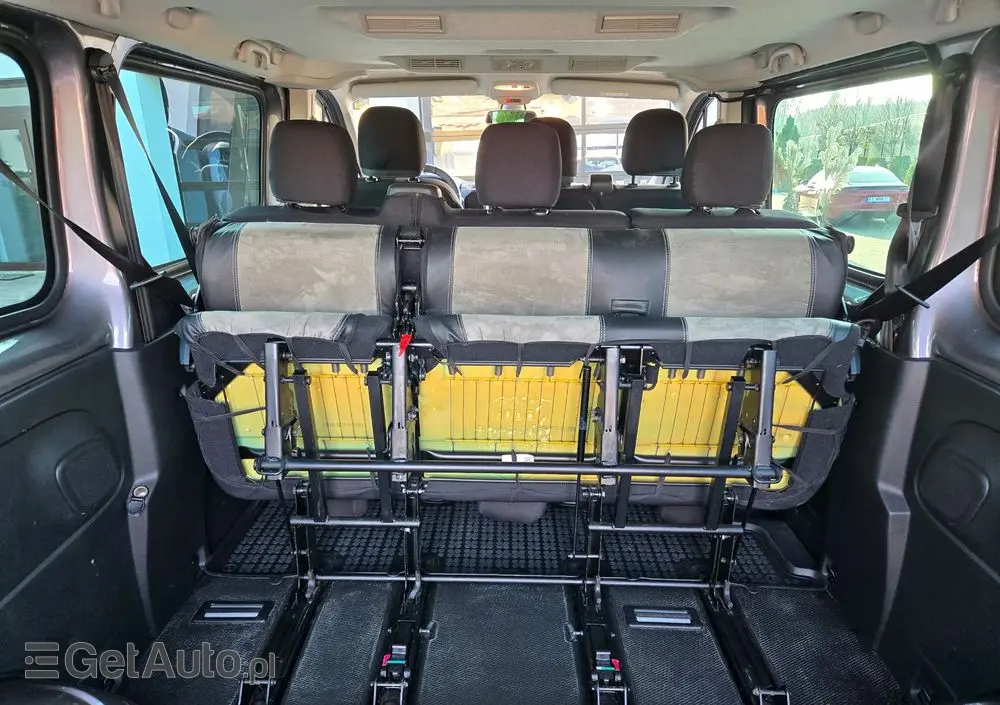 RENAULT Trafic Grand SpaceClass 2.0 dCi EDC