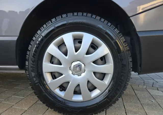 RENAULT Trafic Grand SpaceClass 2.0 dCi EDC