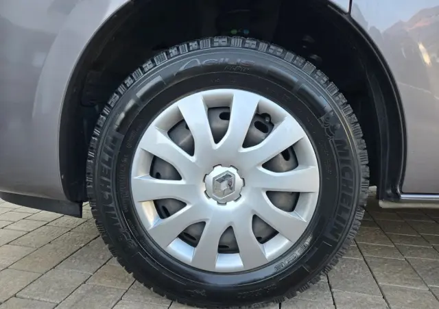 RENAULT Trafic Grand SpaceClass 2.0 dCi EDC