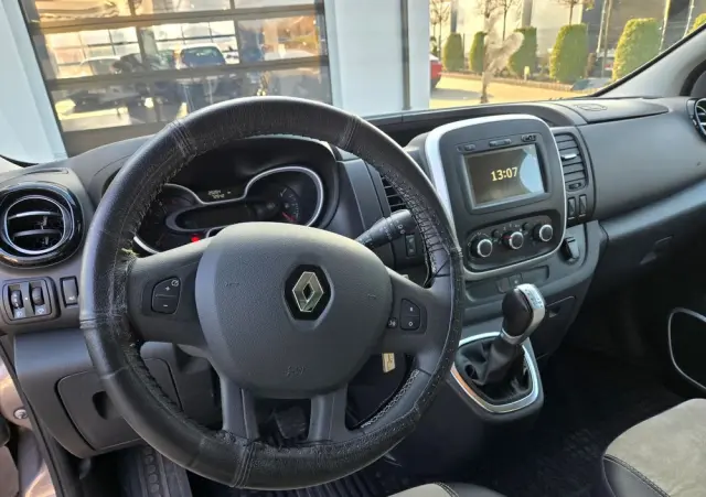 RENAULT Trafic Grand SpaceClass 2.0 dCi EDC