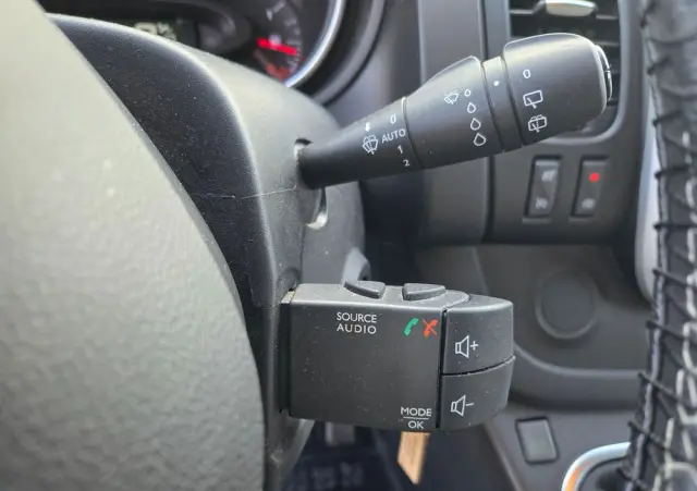 RENAULT Trafic Grand SpaceClass 2.0 dCi EDC