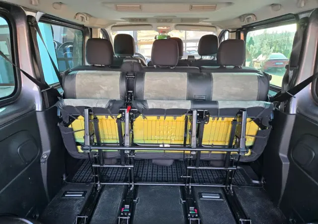 RENAULT Trafic Grand SpaceClass 2.0 dCi EDC