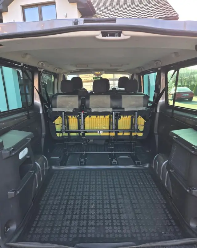 RENAULT Trafic Grand SpaceClass 2.0 dCi EDC