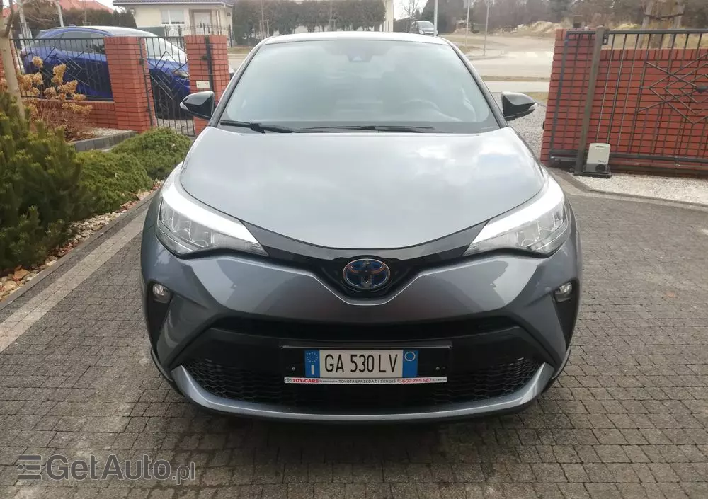 TOYOTA C-HR 