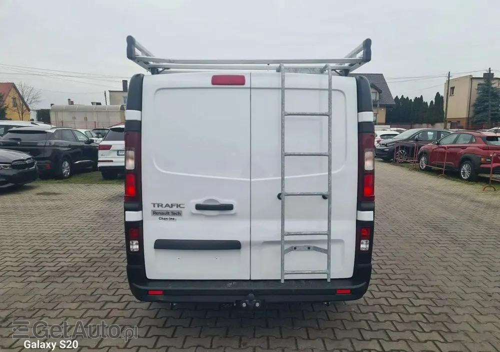 RENAULT TRAFIC 