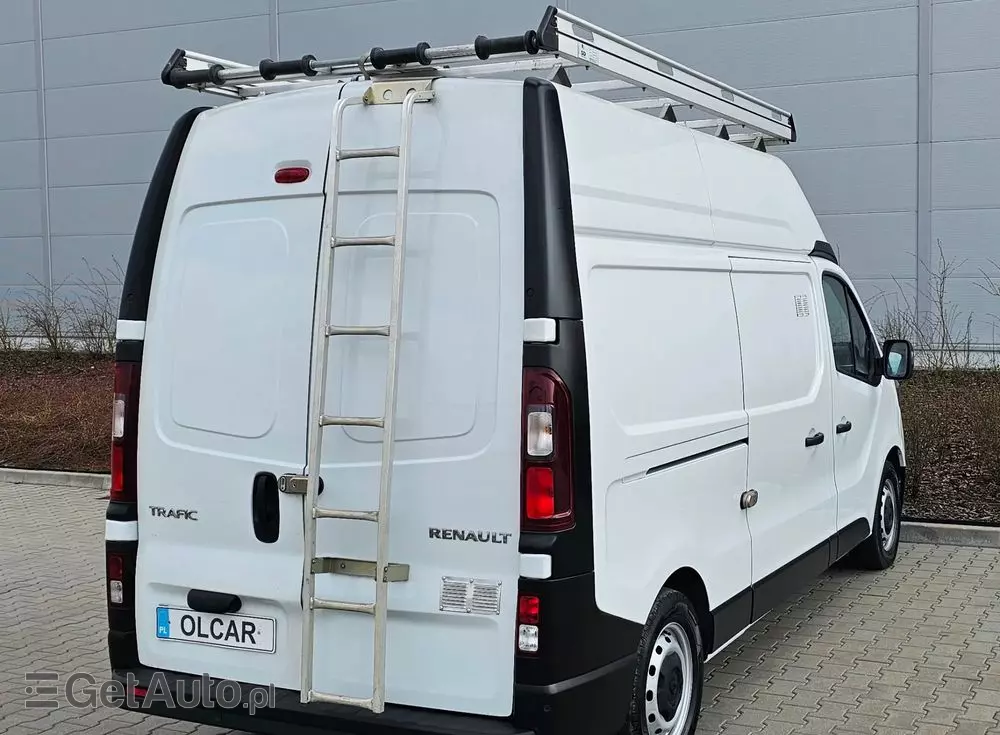 RENAULT TRAFIC 