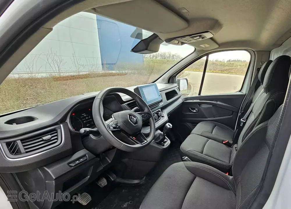 RENAULT TRAFIC 