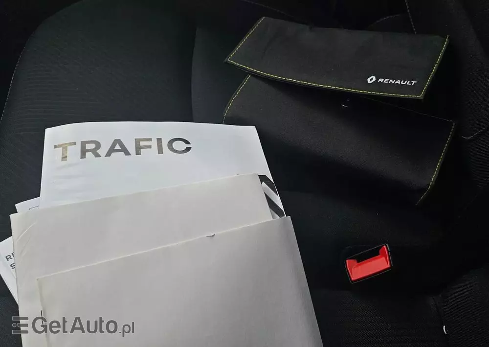 RENAULT TRAFIC 