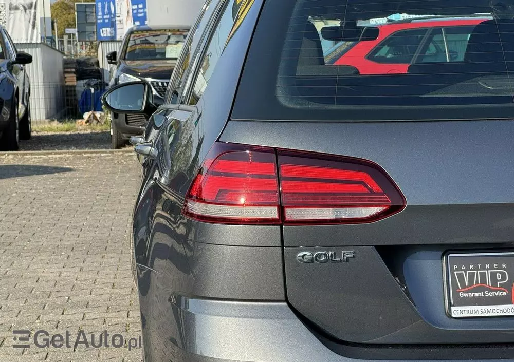 VOLKSWAGEN Golf Variant 1.0 TSI (BlueMotion Technology) DSG Comfortline